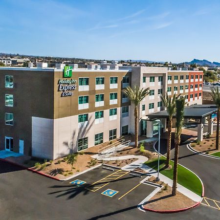 Holiday Inn Express & Suites Lake Havasu - London Bridge By Ihg Lake Havasu City Exterior photo