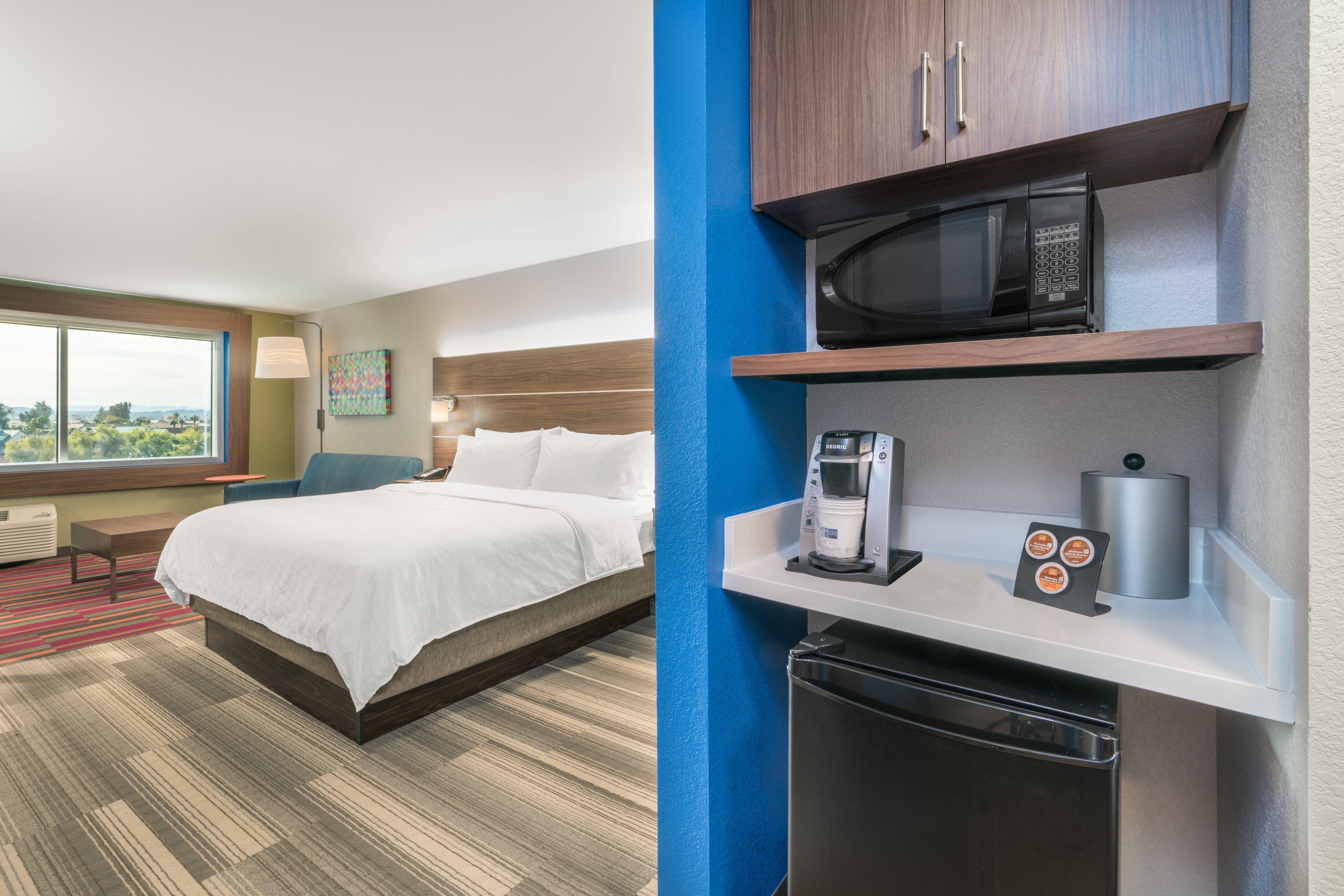 Holiday Inn Express & Suites Lake Havasu - London Bridge By Ihg Lake Havasu City Exterior photo